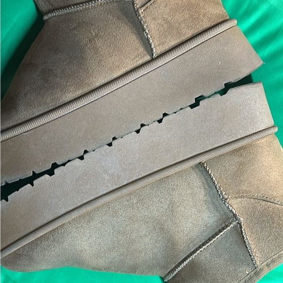 Charlotte Russe Platform, Ankle Boots, Camel Colored, Sz7.5 - Picture 5 of 8